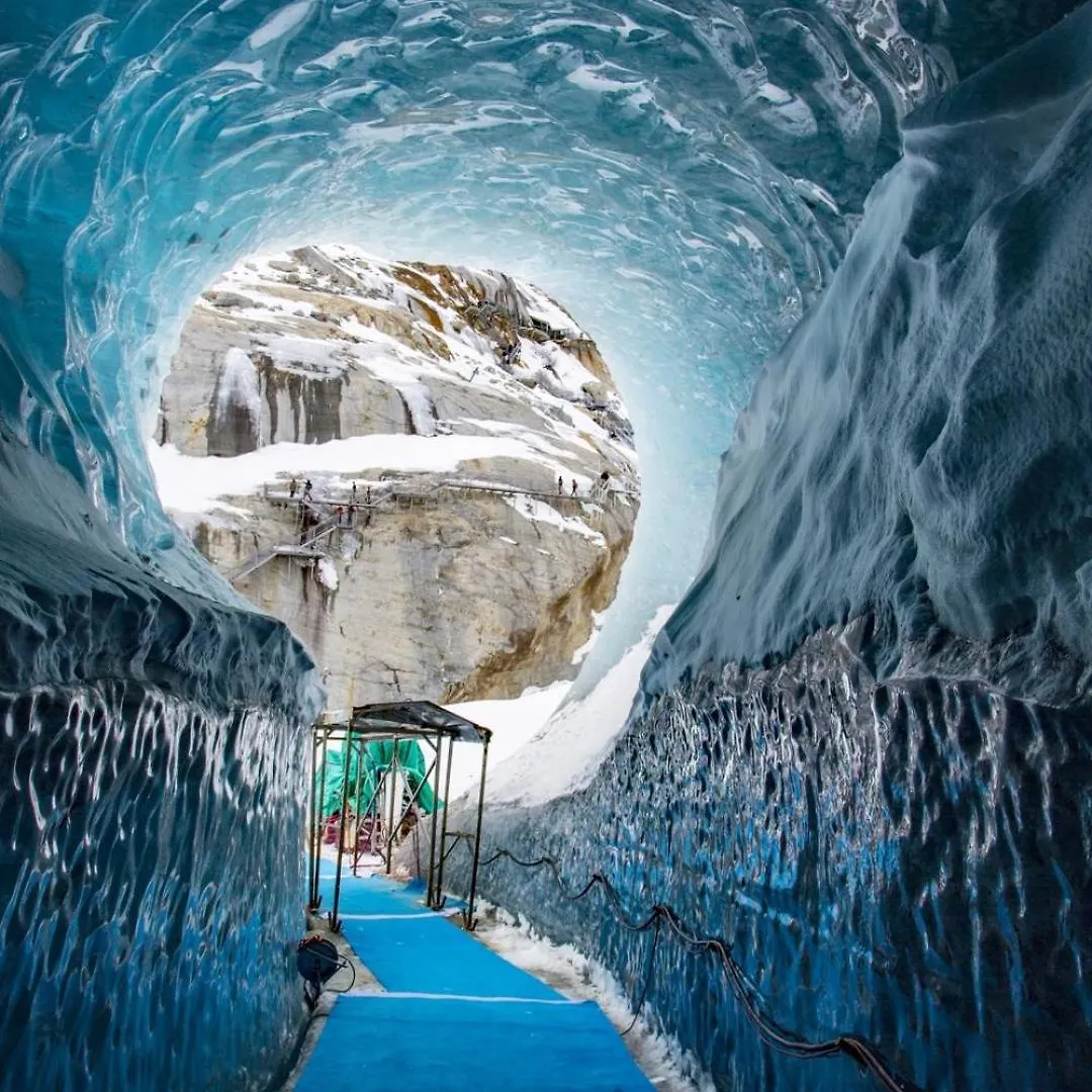 Villa Loppe - Chamonix Mountain Four-Bedroom Hidden Gem